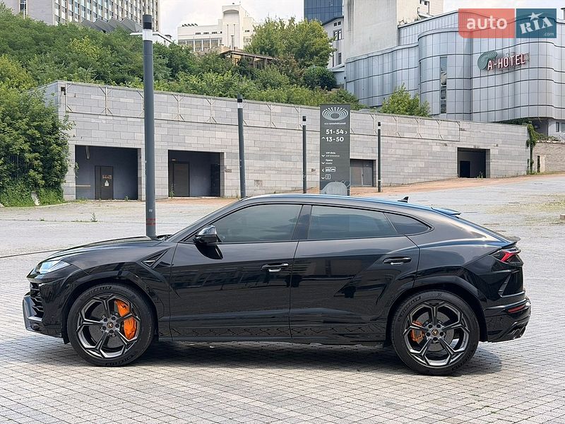 Позашляховик / Кросовер Lamborghini Urus 2020 в Києві фото 4 Позашляховик / Кросовер Lamborghini Urus 2020 в Києві