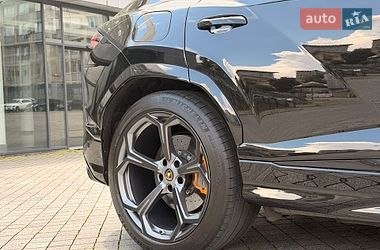 Позашляховик / Кросовер Lamborghini Urus 2020 в Києві фото 11 Позашляховик / Кросовер Lamborghini Urus 2020 в Києві