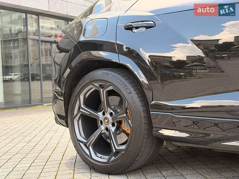 Позашляховик / Кросовер Lamborghini Urus 2020 в Києві фото 11 Позашляховик / Кросовер Lamborghini Urus 2020 в Києві
