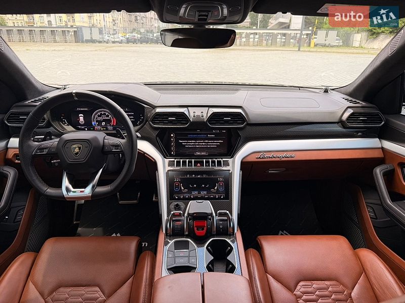 Позашляховик / Кросовер Lamborghini Urus 2020 в Києві фото 26 Позашляховик / Кросовер Lamborghini Urus 2020 в Києві