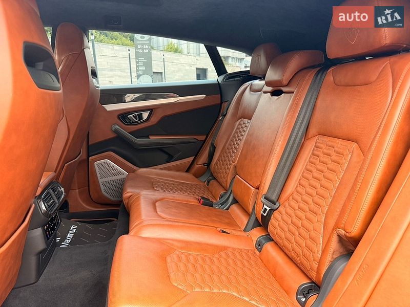 Позашляховик / Кросовер Lamborghini Urus 2020 в Києві фото 31 Позашляховик / Кросовер Lamborghini Urus 2020 в Києві