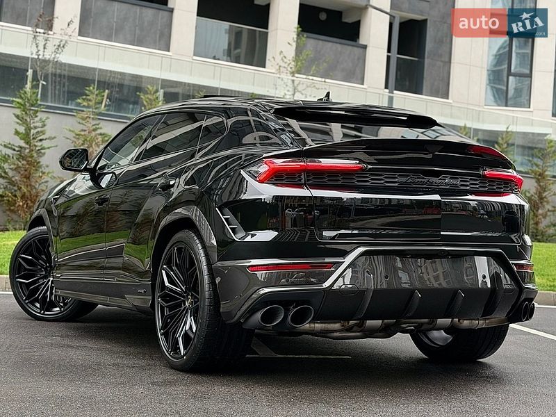 Позашляховик / Кросовер Lamborghini Urus 2026 в Києві