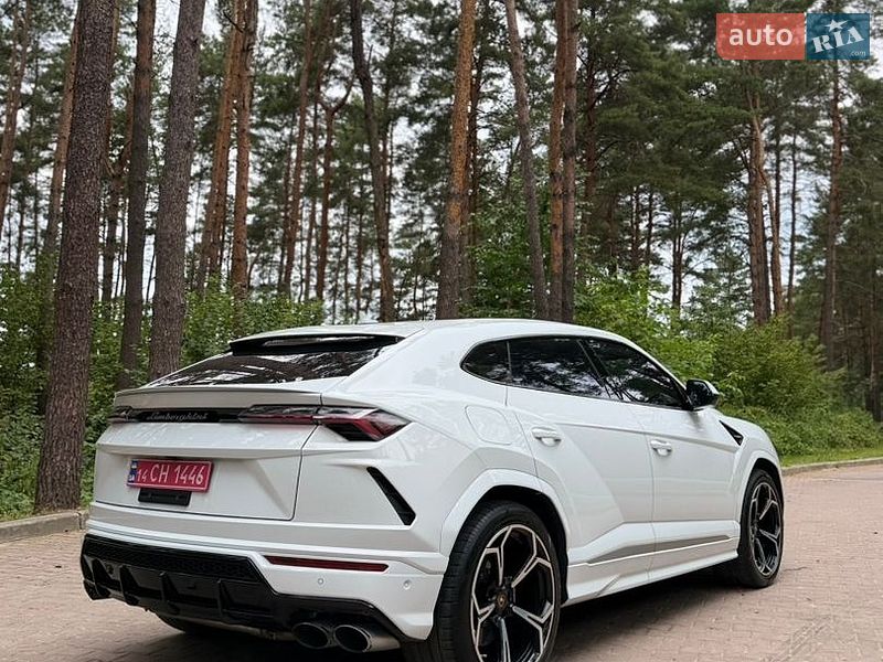 Позашляховик / Кросовер Lamborghini Urus 2019 в Львові