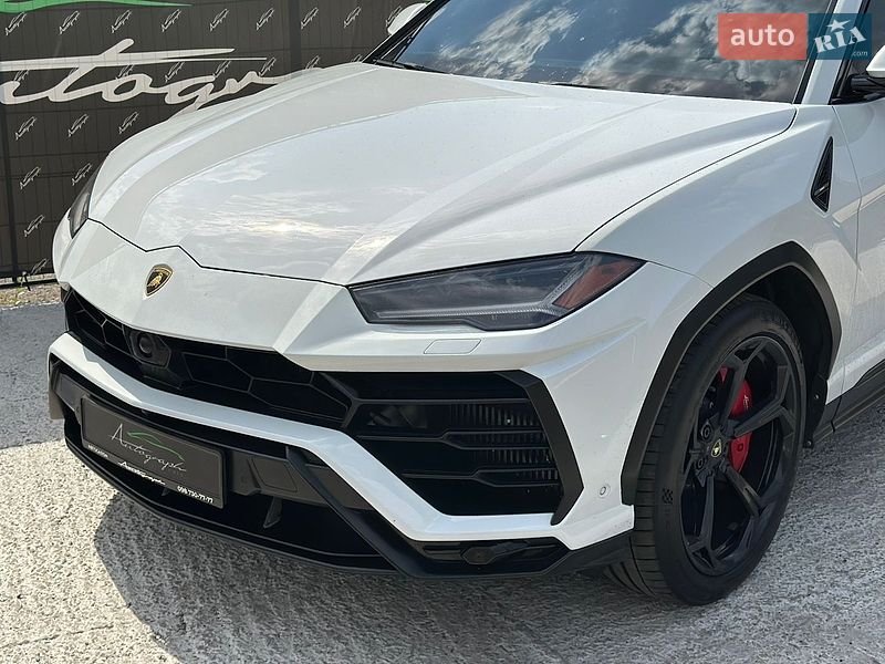 Позашляховик / Кросовер Lamborghini Urus 2019 в Києві