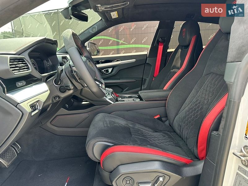 Позашляховик / Кросовер Lamborghini Urus 2019 в Києві