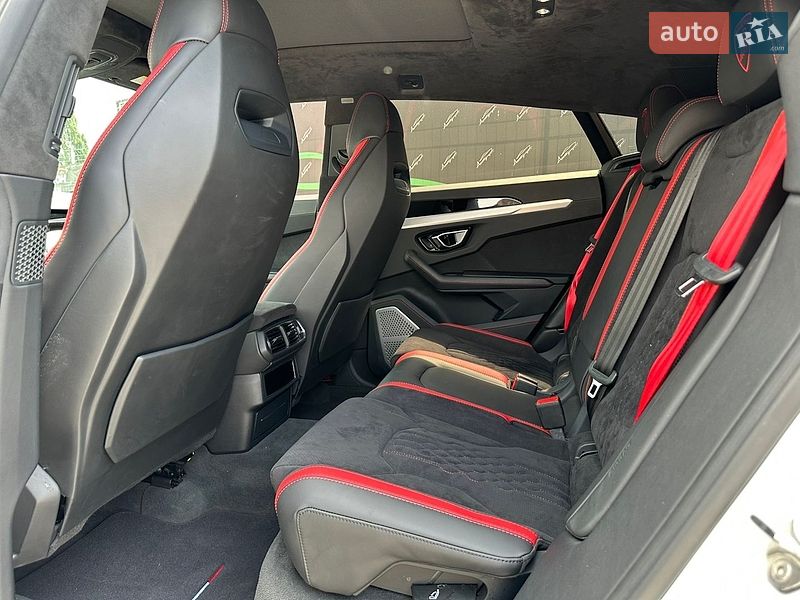 Позашляховик / Кросовер Lamborghini Urus 2019 в Києві