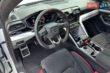Позашляховик / Кросовер Lamborghini Urus 2019 в Києві