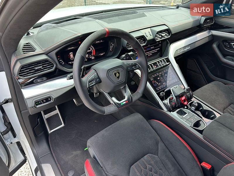 Позашляховик / Кросовер Lamborghini Urus 2019 в Києві