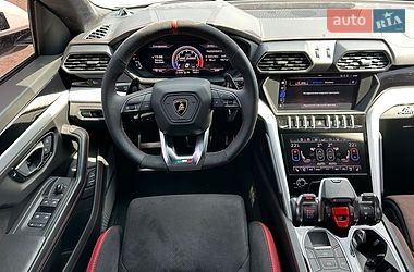 Позашляховик / Кросовер Lamborghini Urus 2019 в Києві