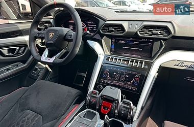 Позашляховик / Кросовер Lamborghini Urus 2019 в Києві