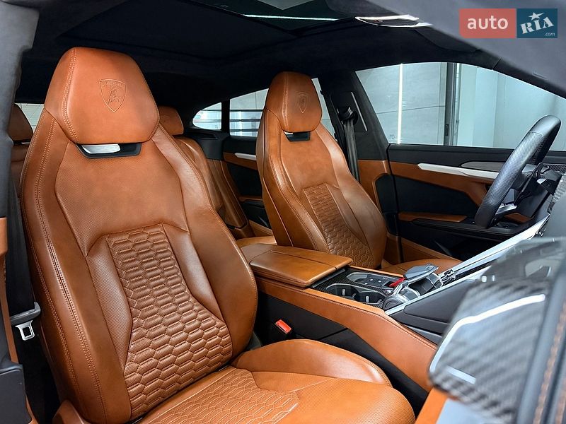 Позашляховик / Кросовер Lamborghini Urus 2020 в Києві фото 30 Позашляховик / Кросовер Lamborghini Urus 2020 в Києві
