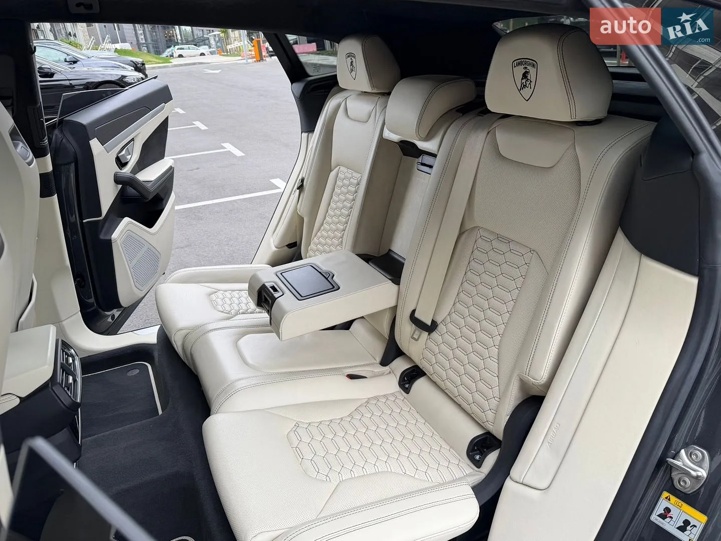 2019 Lamborghini Urus Concept - мініатюра 52
