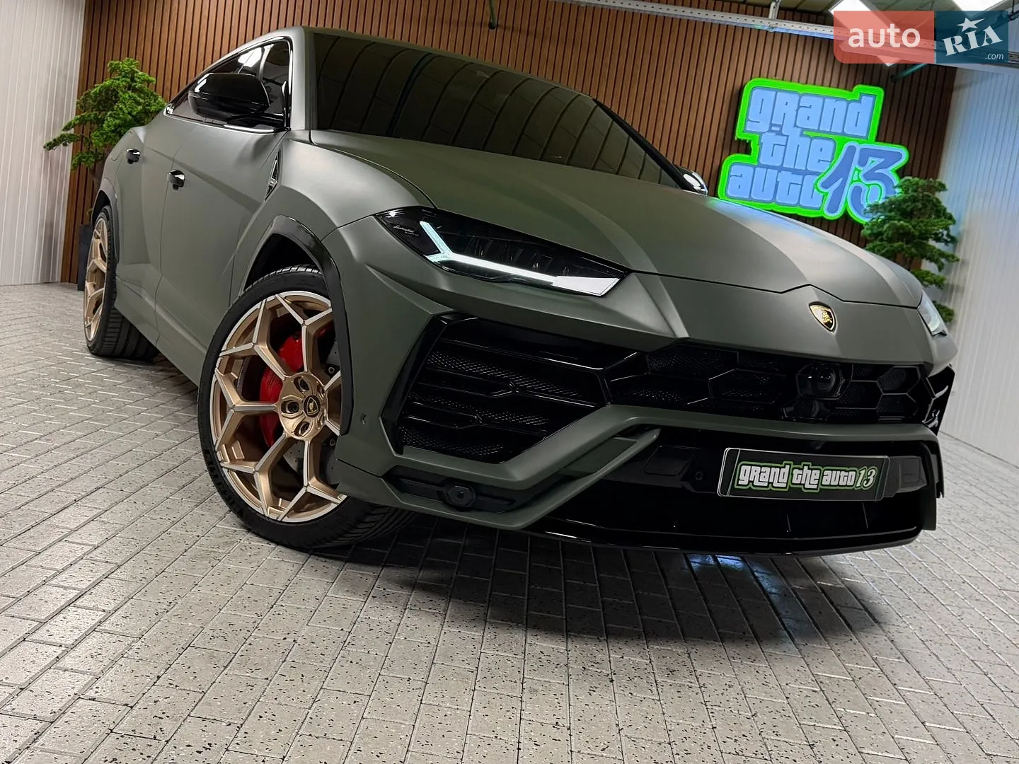 2020 Lamborghini Urus Concept - мініатюра 13