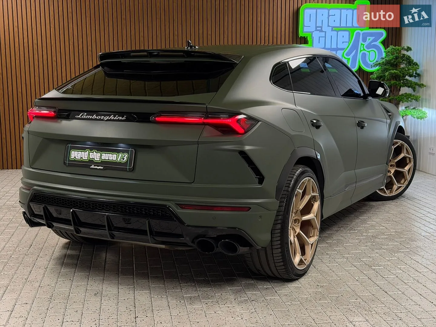 2020 Lamborghini Urus Concept - мініатюра 62
