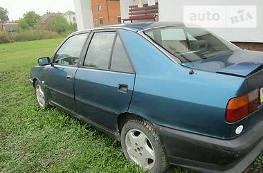 Седан Lancia Dedra 1992 в Городке