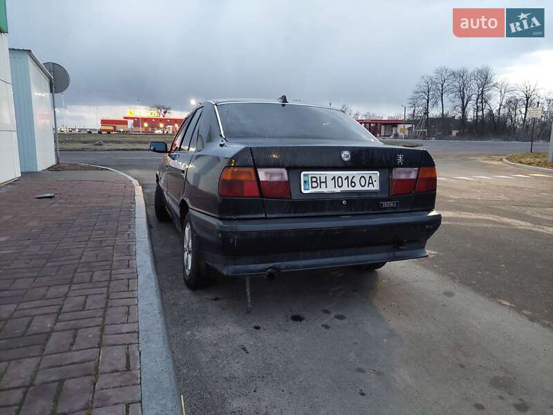 Седан Lancia Dedra 1992 в Любашевке