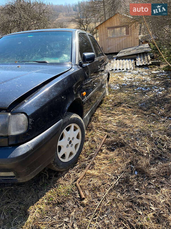 Седан Lancia Dedra 1993 в Сколе