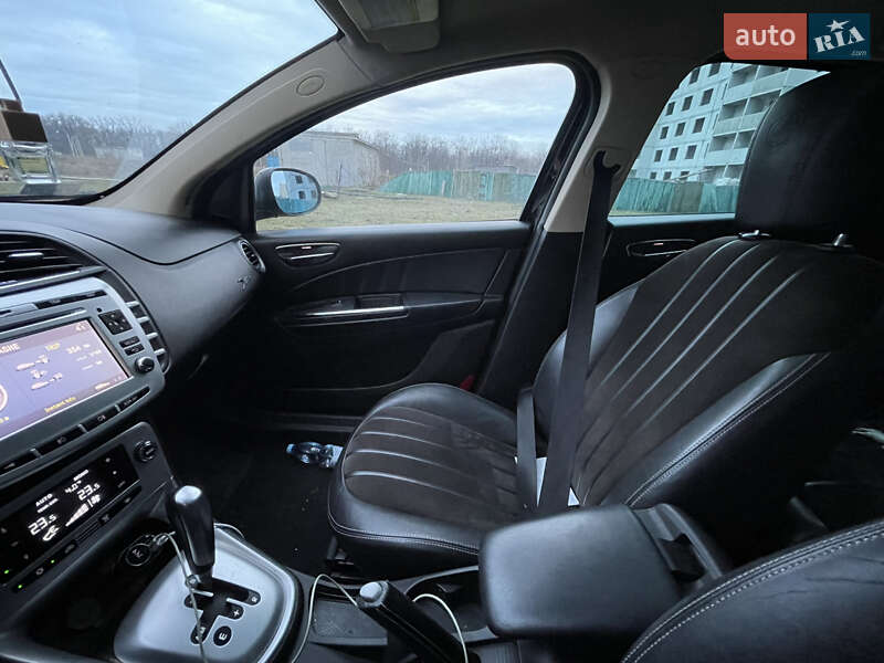 Хэтчбек Lancia Delta 2009 в Киеве