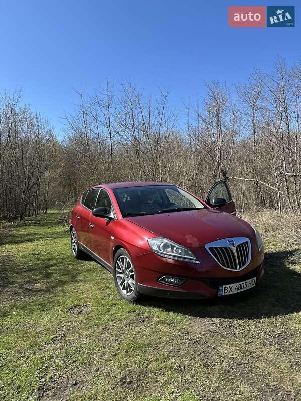 Хетчбек Lancia Delta 2008 в Кам'янець-Подільському