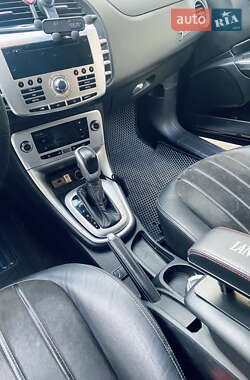 Хэтчбек Lancia Delta 2009 в 