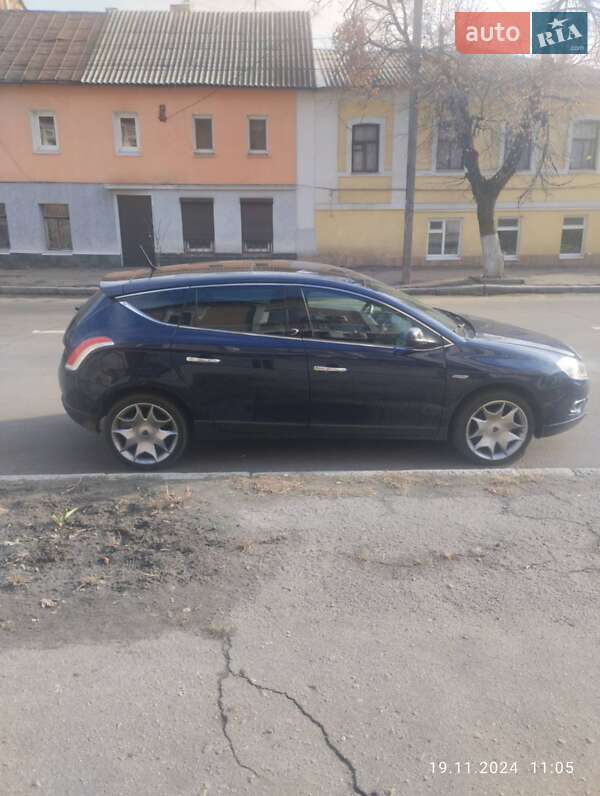 Хэтчбек Lancia Delta 2009 в Харькове