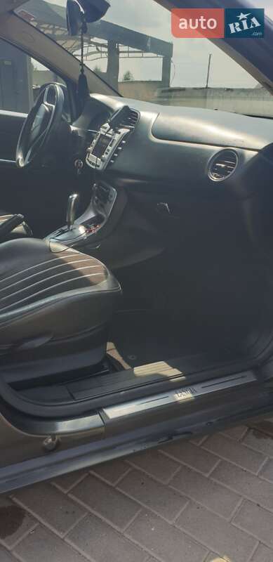 Хэтчбек Lancia Delta 2010 в Стрые