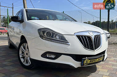 Хетчбек Lancia Delta 2010 в Стрию