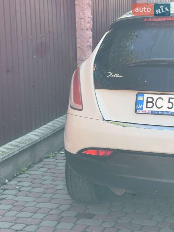 Хетчбек Lancia Delta 2010 в Львові