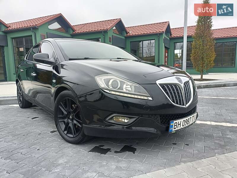 Хэтчбек Lancia Delta 2008 в Ирпене