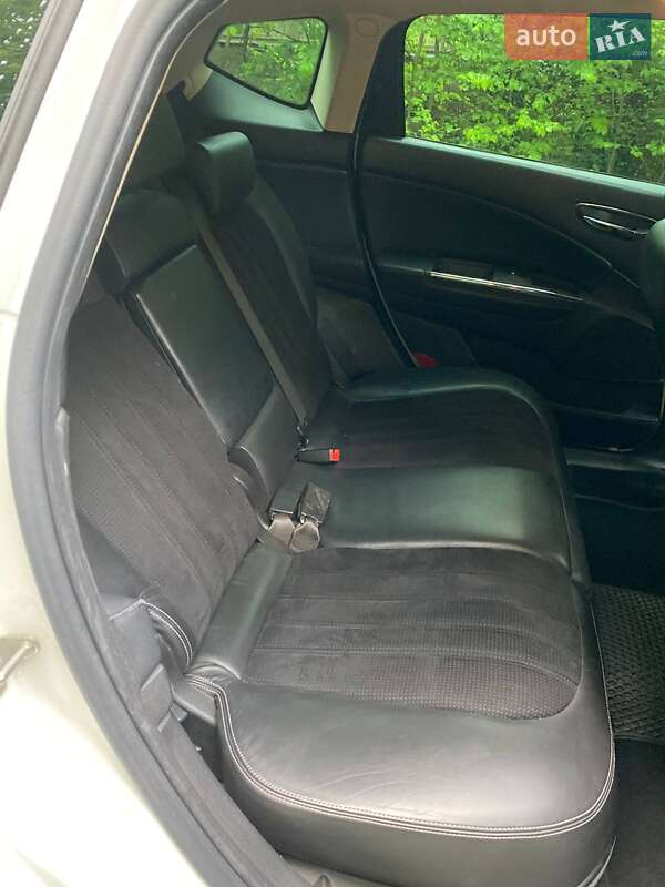 Хэтчбек Lancia Delta 2012 в Харькове