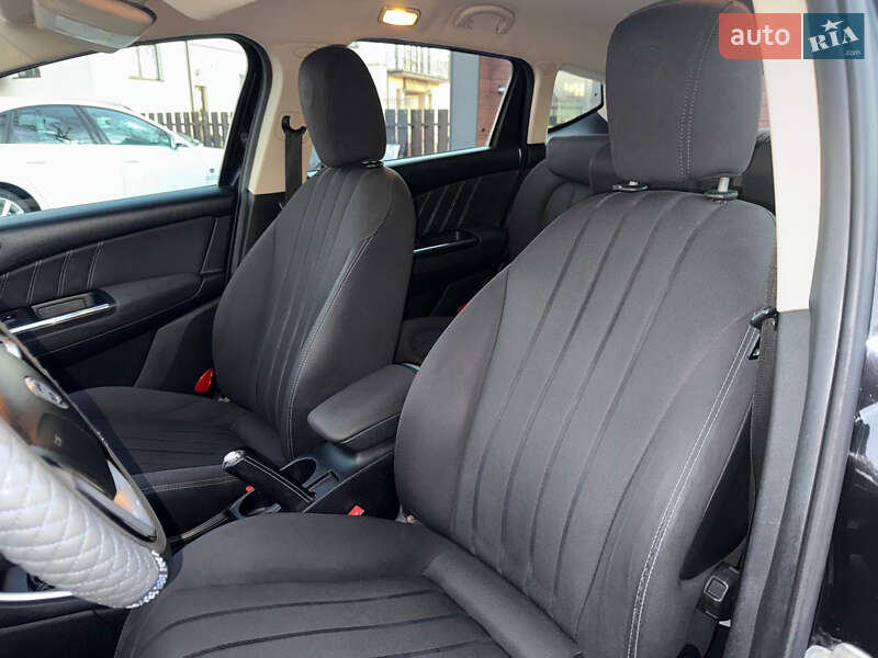 Хэтчбек Lancia Delta 2008 в Стрые