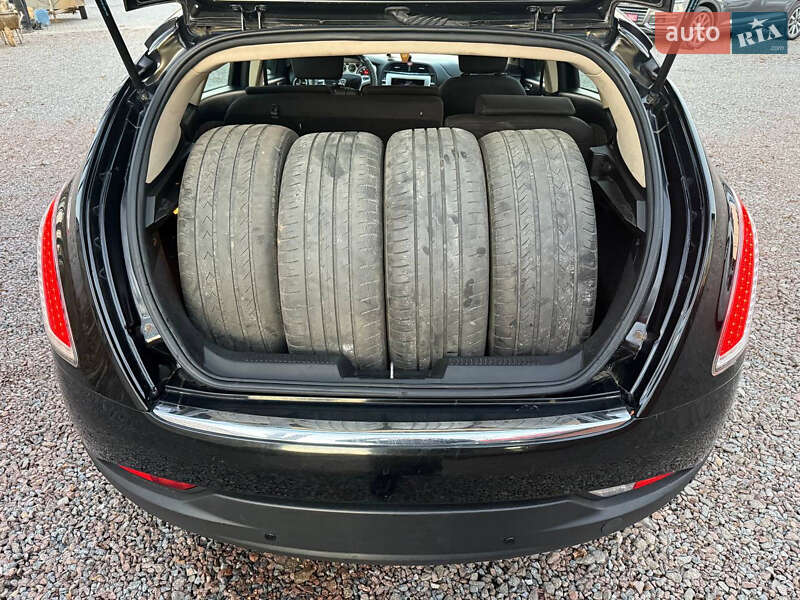 Хэтчбек Lancia Delta 2008 в Стрые