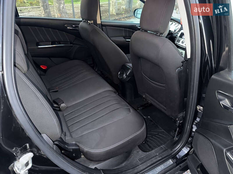 Хэтчбек Lancia Delta 2008 в Стрые