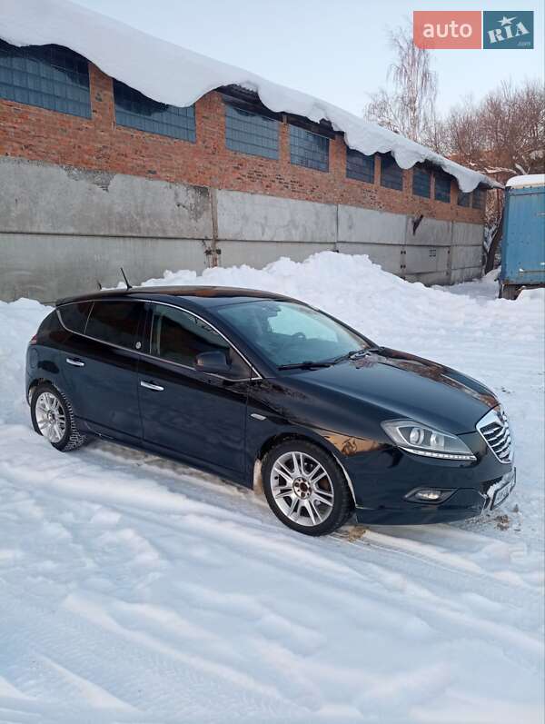 Хетчбек Lancia Delta 2014 в Олевську