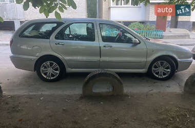 Универсал Lancia Lybra 2002 в 