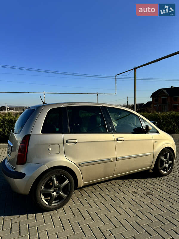 Універсал Lancia Musa 2007 в Хусті