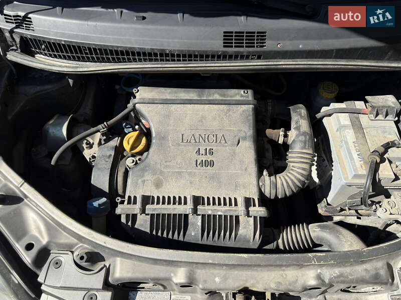 Микровэн Lancia Musa 2010 в Одессе