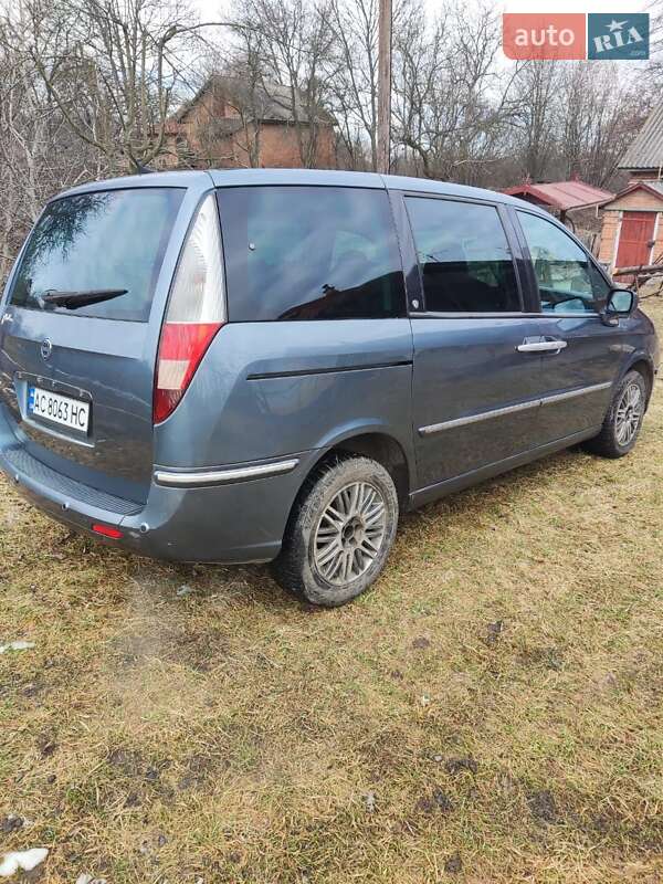 Минивэн Lancia Phedra 2008 в Гайсине