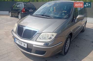 Мінівен Lancia Phedra 2005 в Городенці