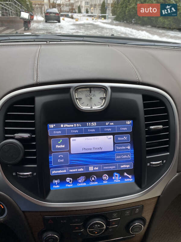 Седан Lancia Thema 2012 в Києві