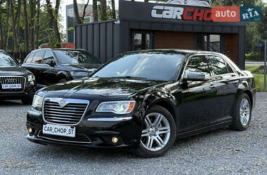 Седан Lancia Thema 2011 в Стрые