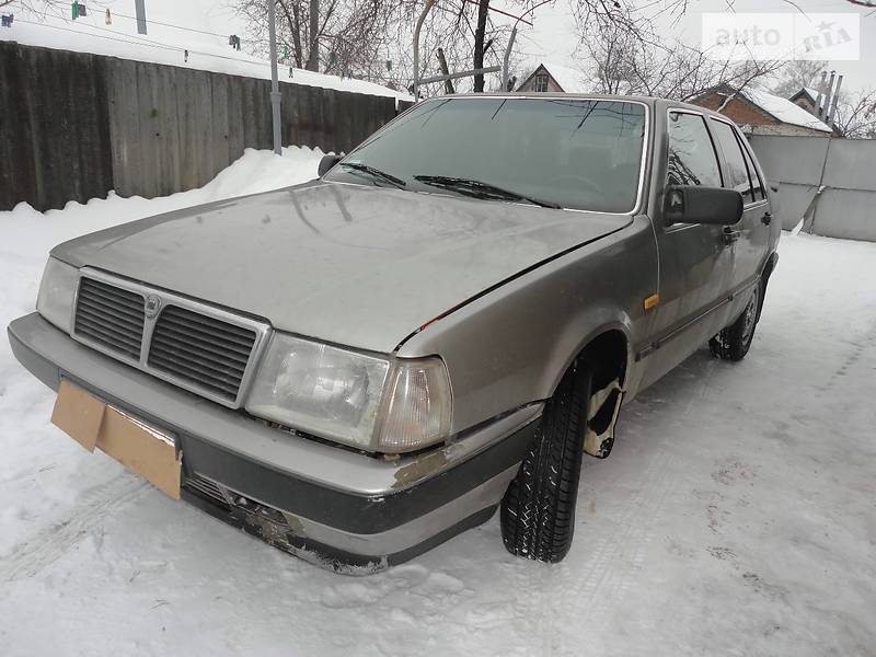 Lancia Thema 1989 года