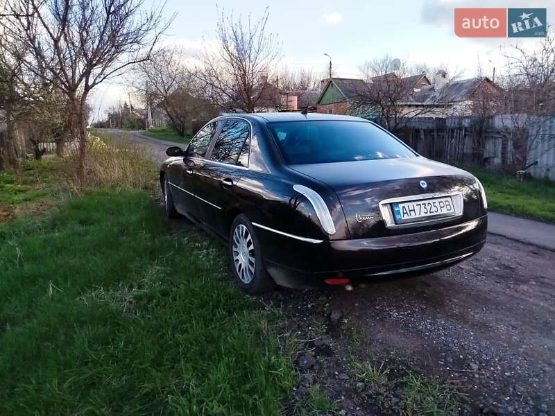 Lancia Thesis 2004