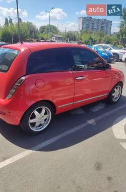 Хэтчбек Lancia Ypsilon 2008 в 