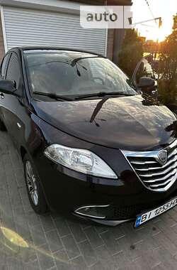 Седан Lancia Ypsilon 2012 в Кременчуці