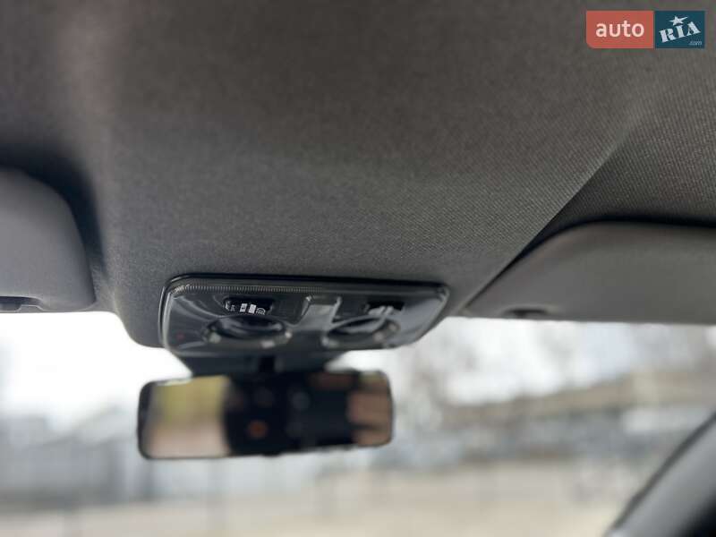 Хетчбек Lancia Ypsilon 2015 в Львові фото 22 Хетчбек Lancia Ypsilon 2015 в Львові