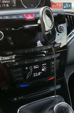Хетчбек Lancia Ypsilon 2013 в 