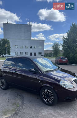 Хэтчбек Lancia Ypsilon 2008 в Ровно