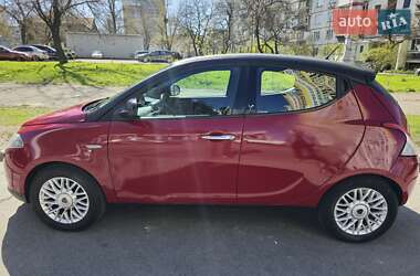 Хетчбек Lancia Ypsilon 2013 в Києві