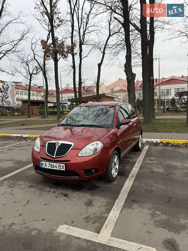 Хэтчбек Lancia Ypsilon 2008 в Софиевской Борщаговке